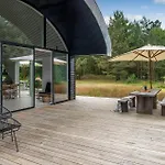 Дом отдыха 2 Bedroom Amazing In